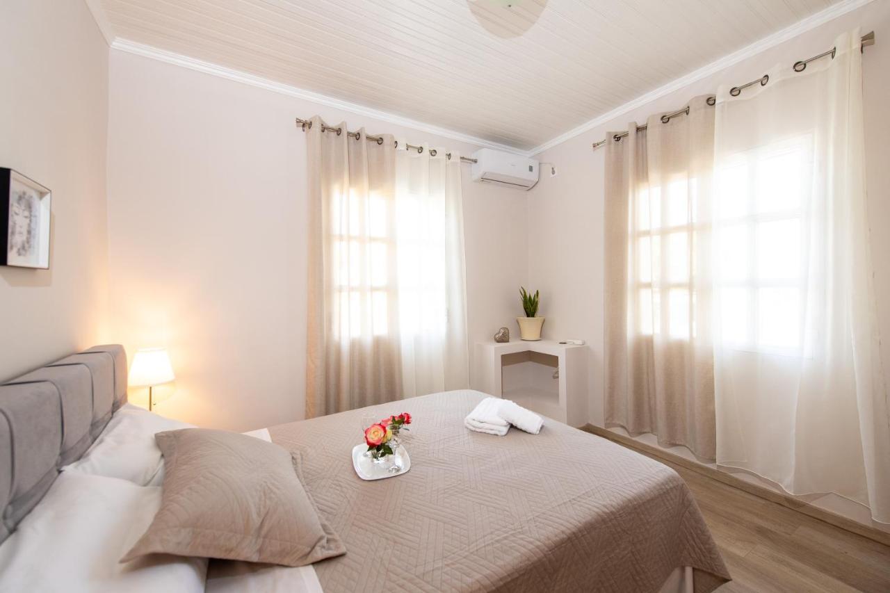 Spyros Apartment Діакопто Екстер'єр фото